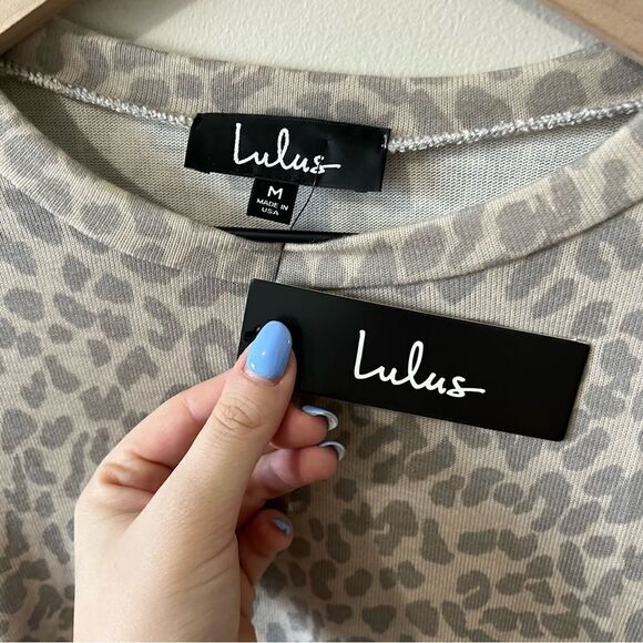 Lulu’s Be Bold Beige Leopard Print Balloon Sleeve Top - Picture 14 of 15